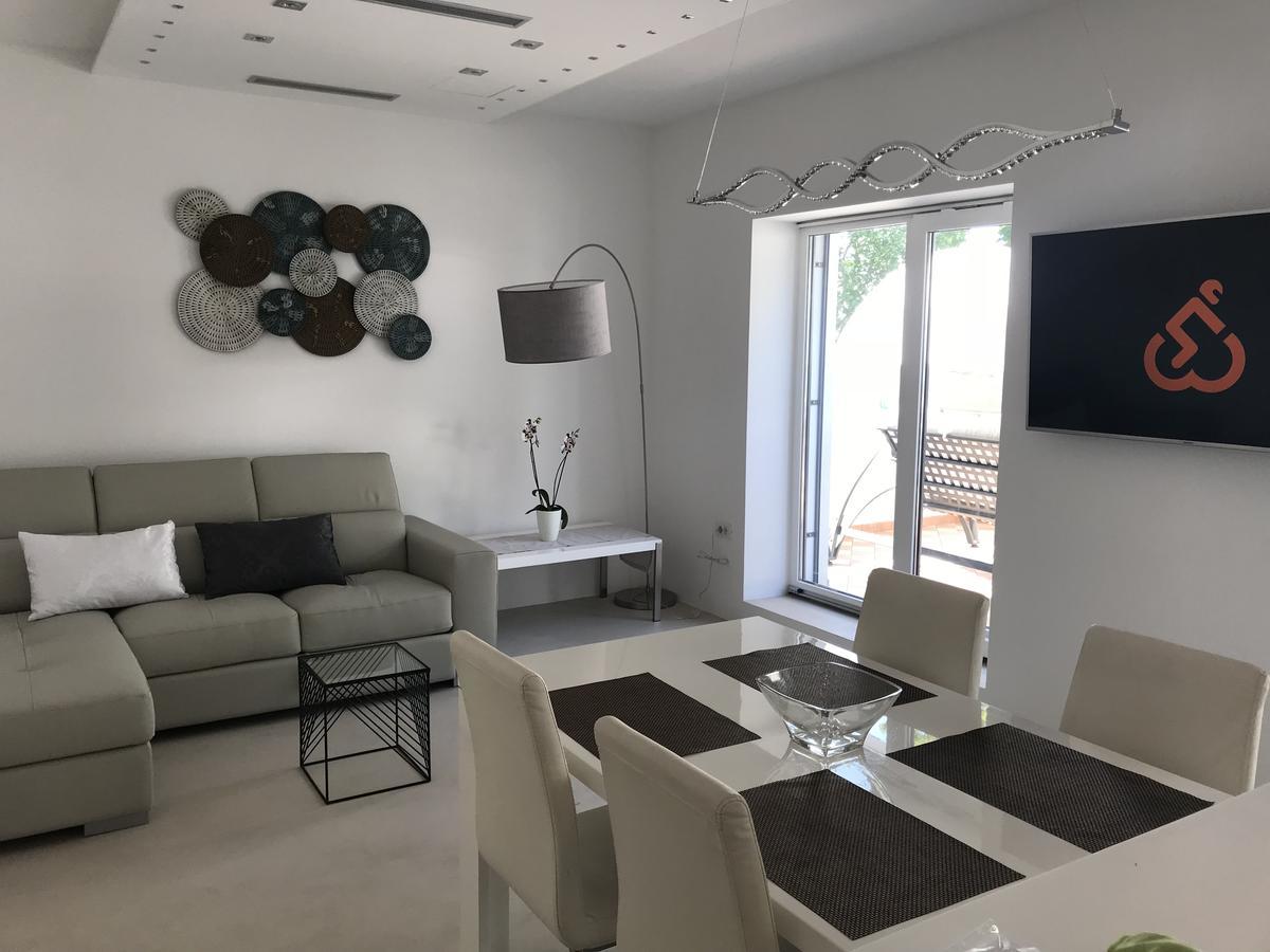 קופר Apartments & Rooms Artemus Belveder מראה חיצוני תמונה